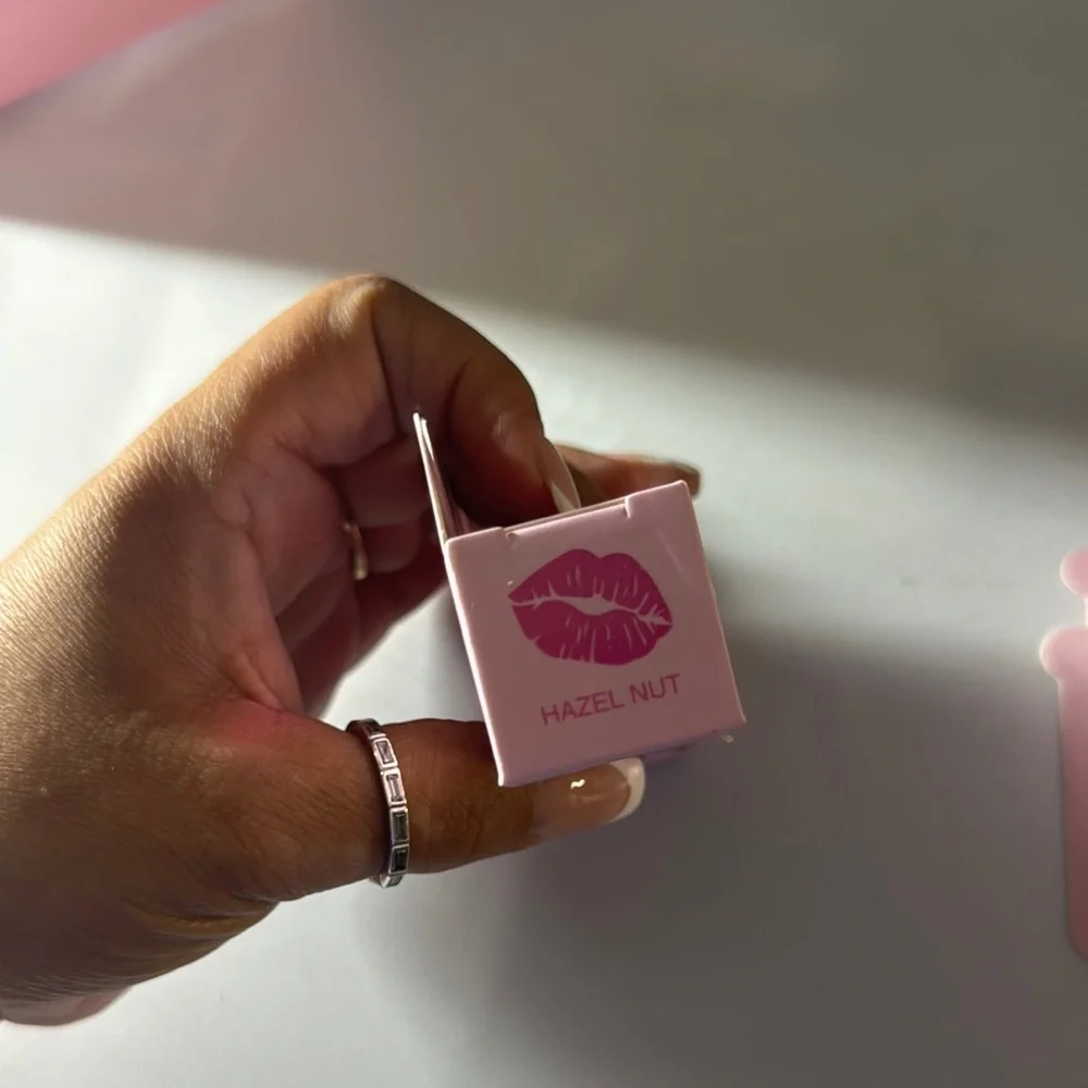 Pink Glossy Lip‎ Balm with Iridescent Shine